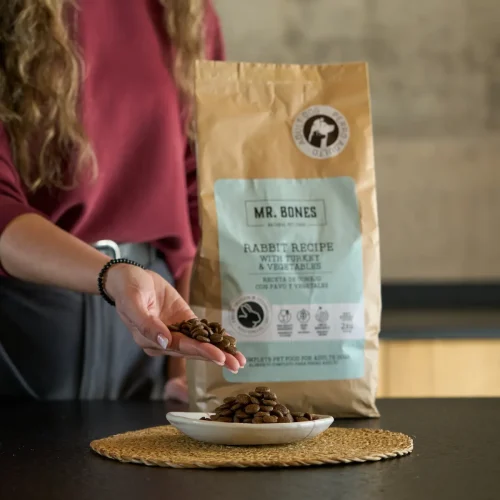 Pienso para perros. Receta de conejo sin cereales. Mr.Bones